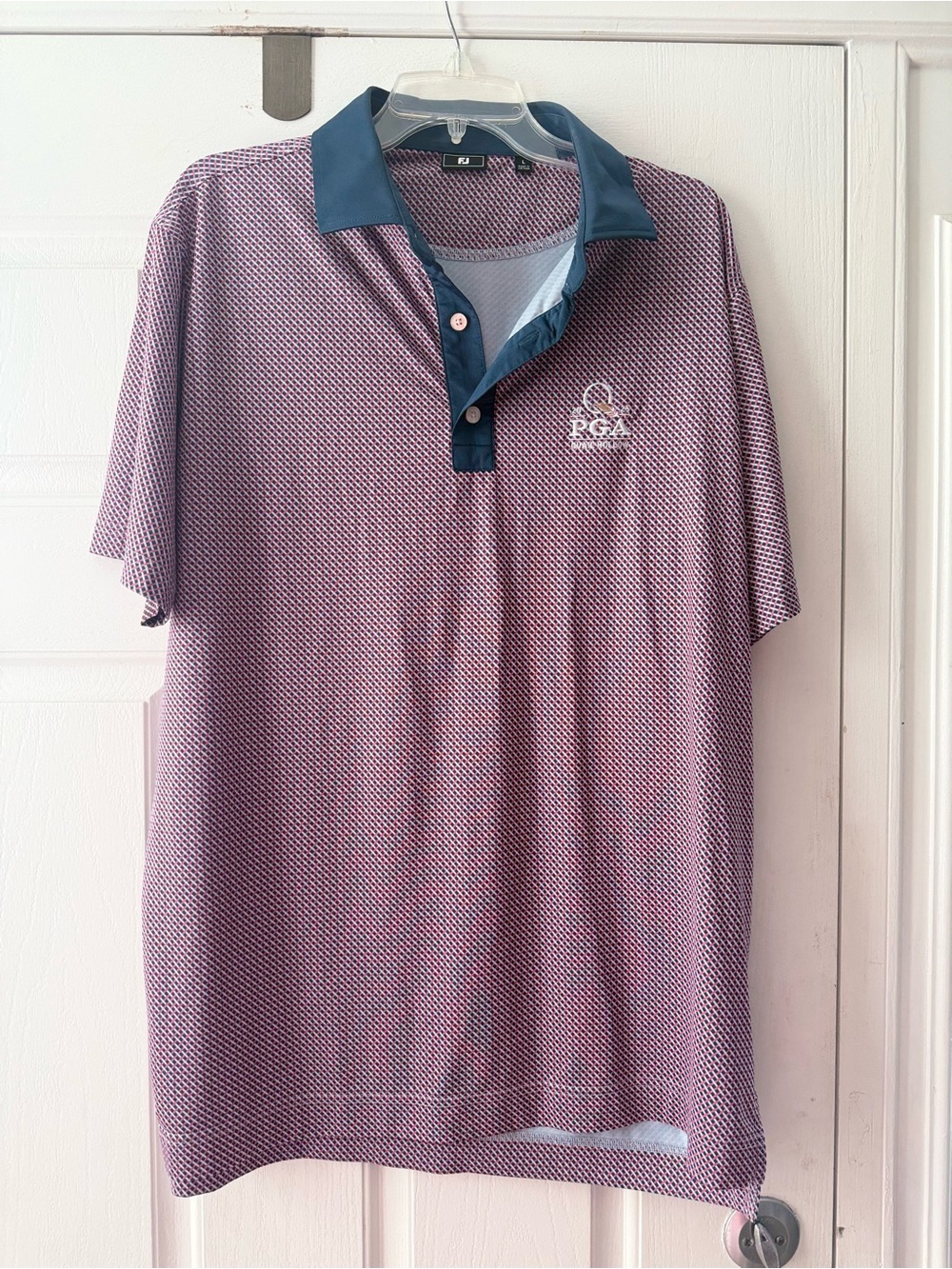 FootJoy Men’s Short Sleeve Polo in Mauve with Navy Collar